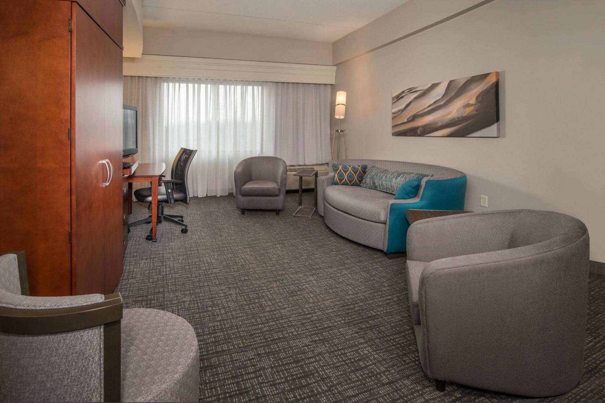 Courtyard By Marriott Hagerstown Hotell Exteriör bild