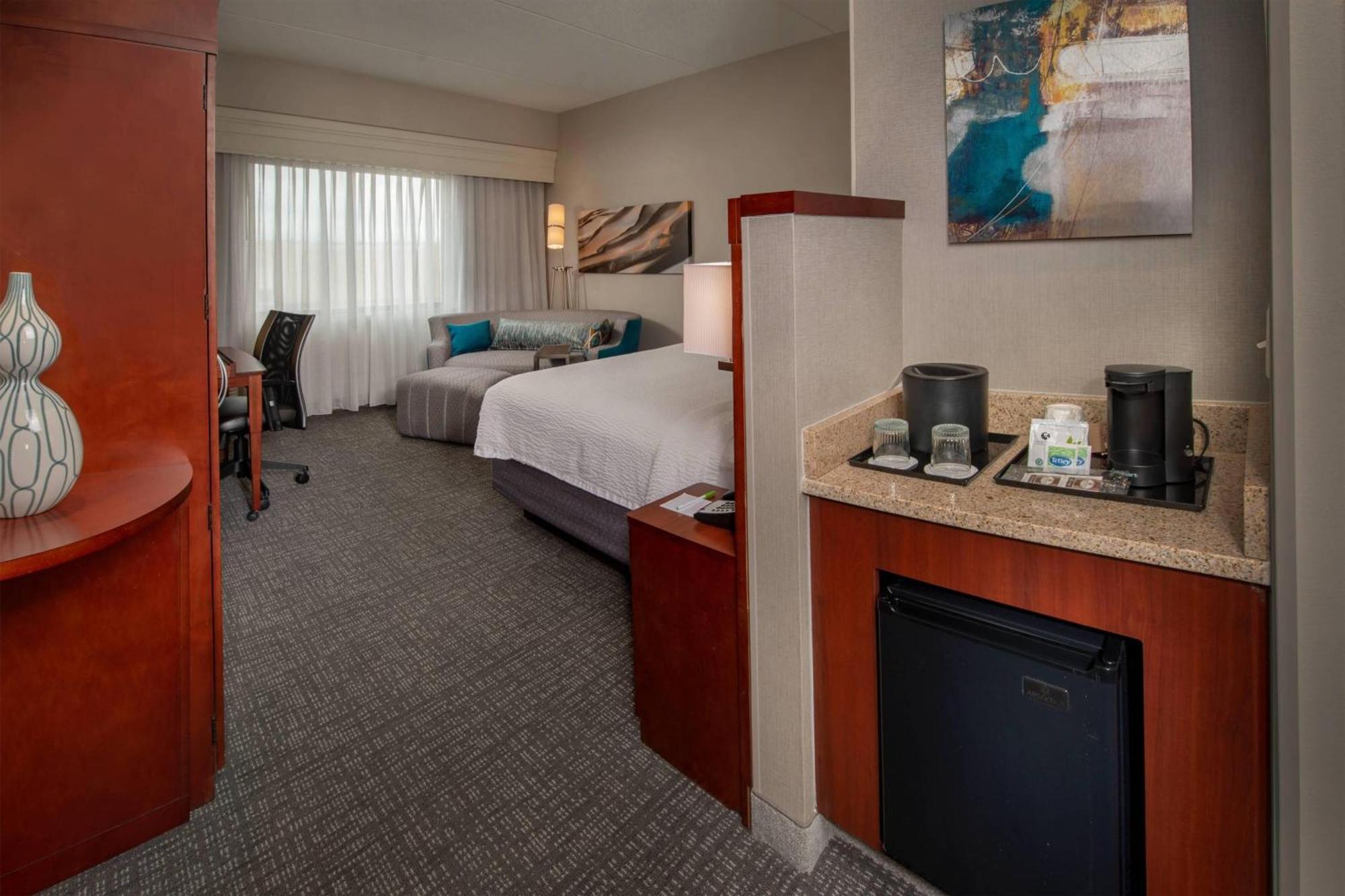 Courtyard By Marriott Hagerstown Hotell Exteriör bild