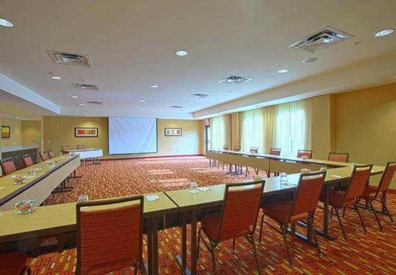 Courtyard By Marriott Hagerstown Hotell Exteriör bild